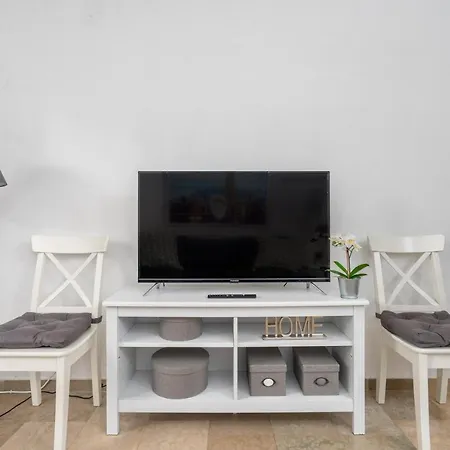 Gem In Boliches Soho With Wifi And Tv By Costarentals - Ref 77 *