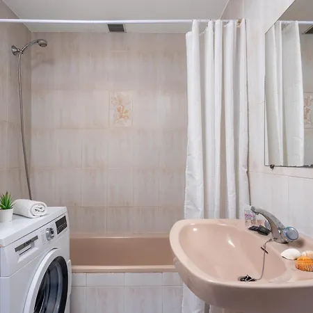 Gem In Boliches Soho With Wifi And Tv By Costarentals - Ref 77 *